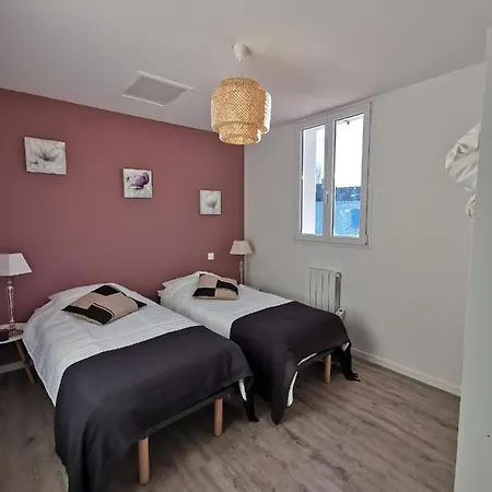 Hébergement de vacances Charmante Maison Au Coeur Du Village De *